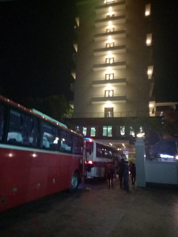 וין Hong Kong 2 Hotel מראה חיצוני תמונה
